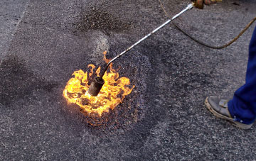 Gwernymynydd flat roofing repairs